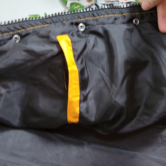 Veuve Clicquot Women's Yellow Puffer Jacket - Picture 6 of 8